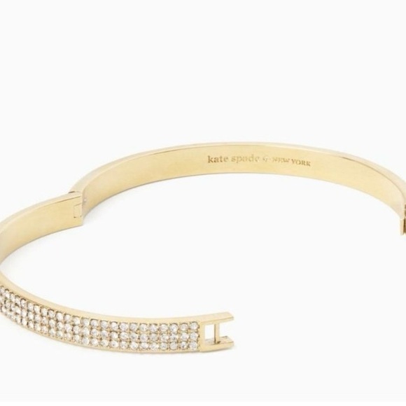 ♠️ KATE SPADE New York ♠️ Heavy Metals goldtone Pave hinged bangle bracelet EUC - Picture 2 of 12